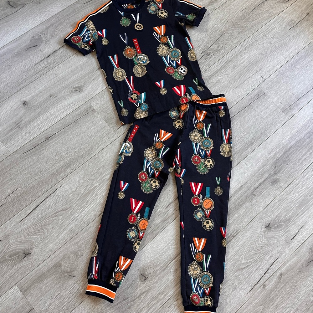 DOLCE & GABBANA Medal Print set.